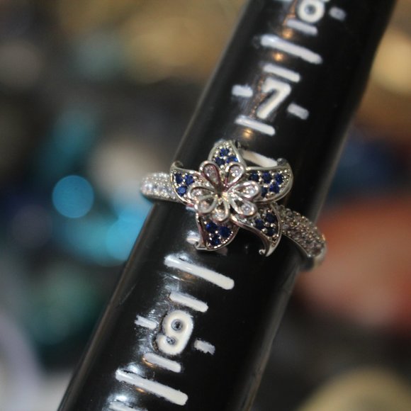 Sterling Silver Blue Flower White Sapphire Ring 8 - Picture 4 of 9